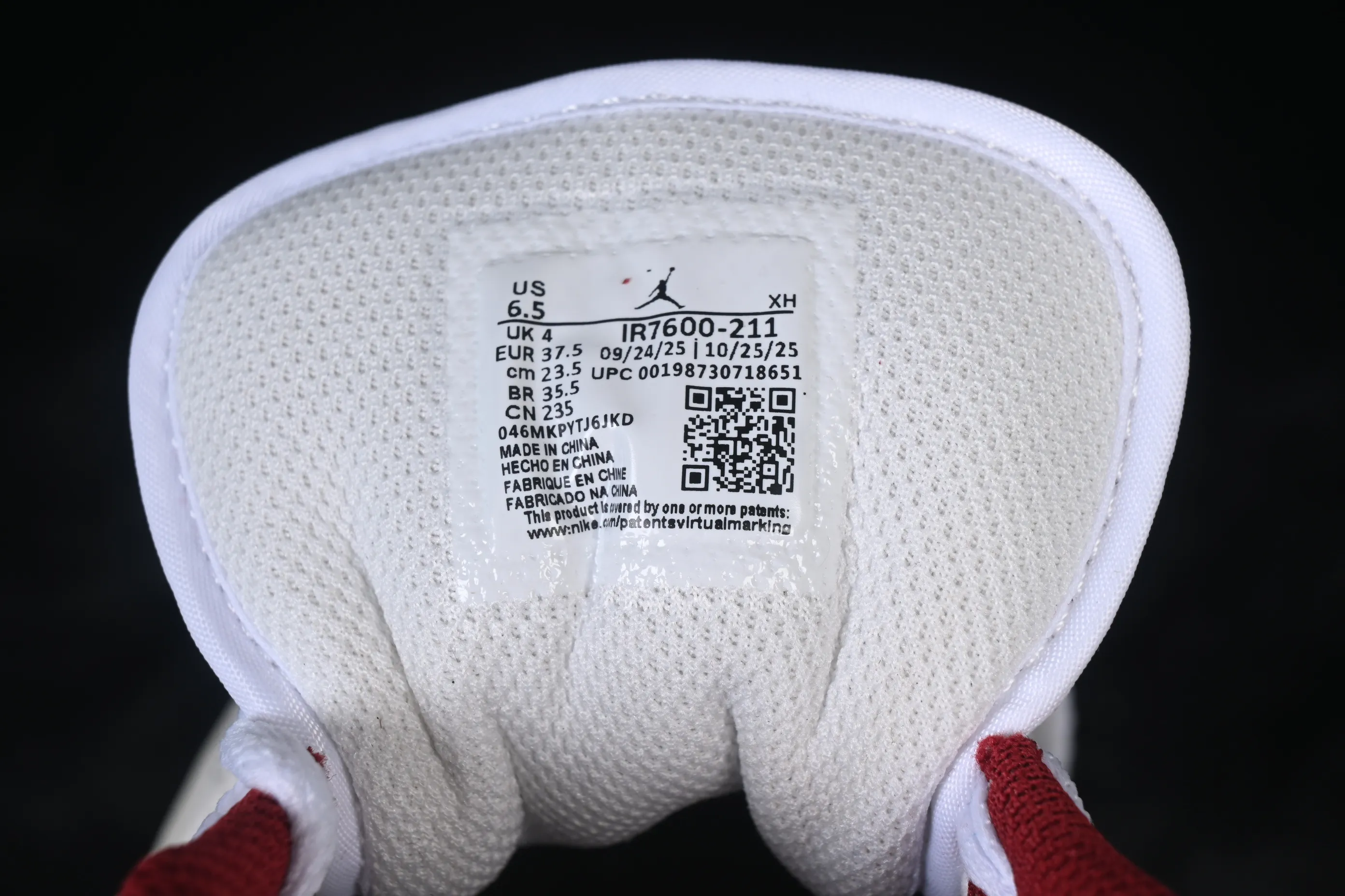 All categories Air Jordan Jordan series basketball shoes Air Jordan 1 Low Air Jordan 1 Low AJ1 Joe 1 Year of the Horse limited low-top cultural casual sneakers IR7600-211